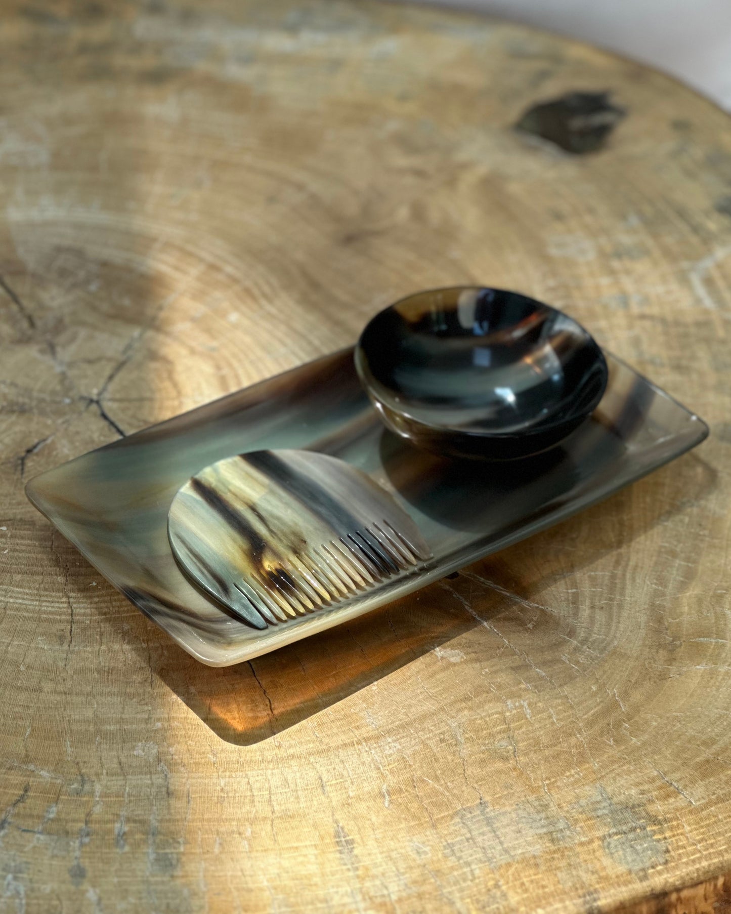 horn tray large