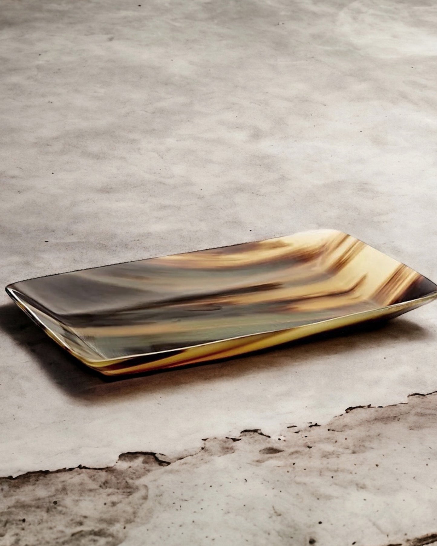horn tray large