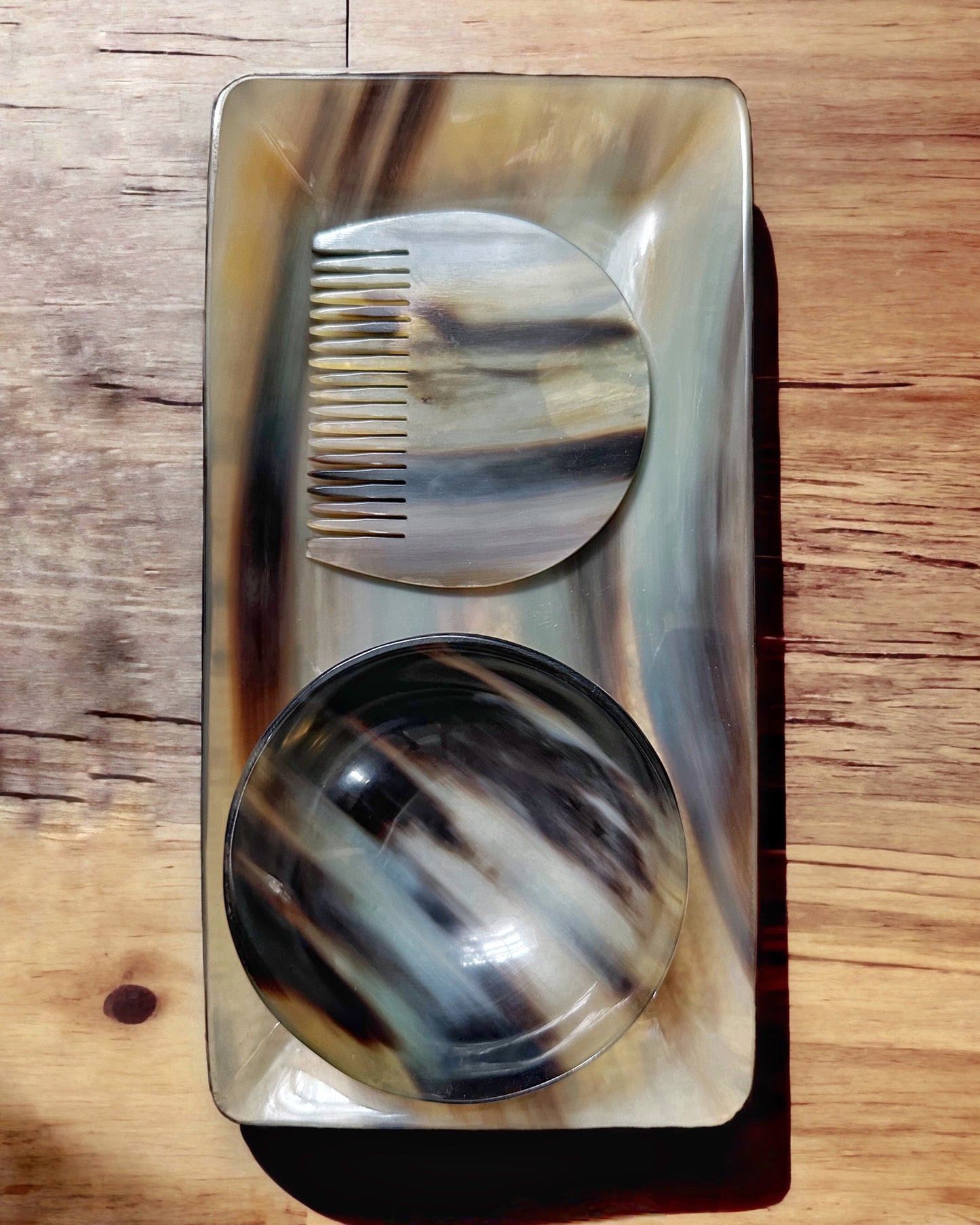 horn tray large