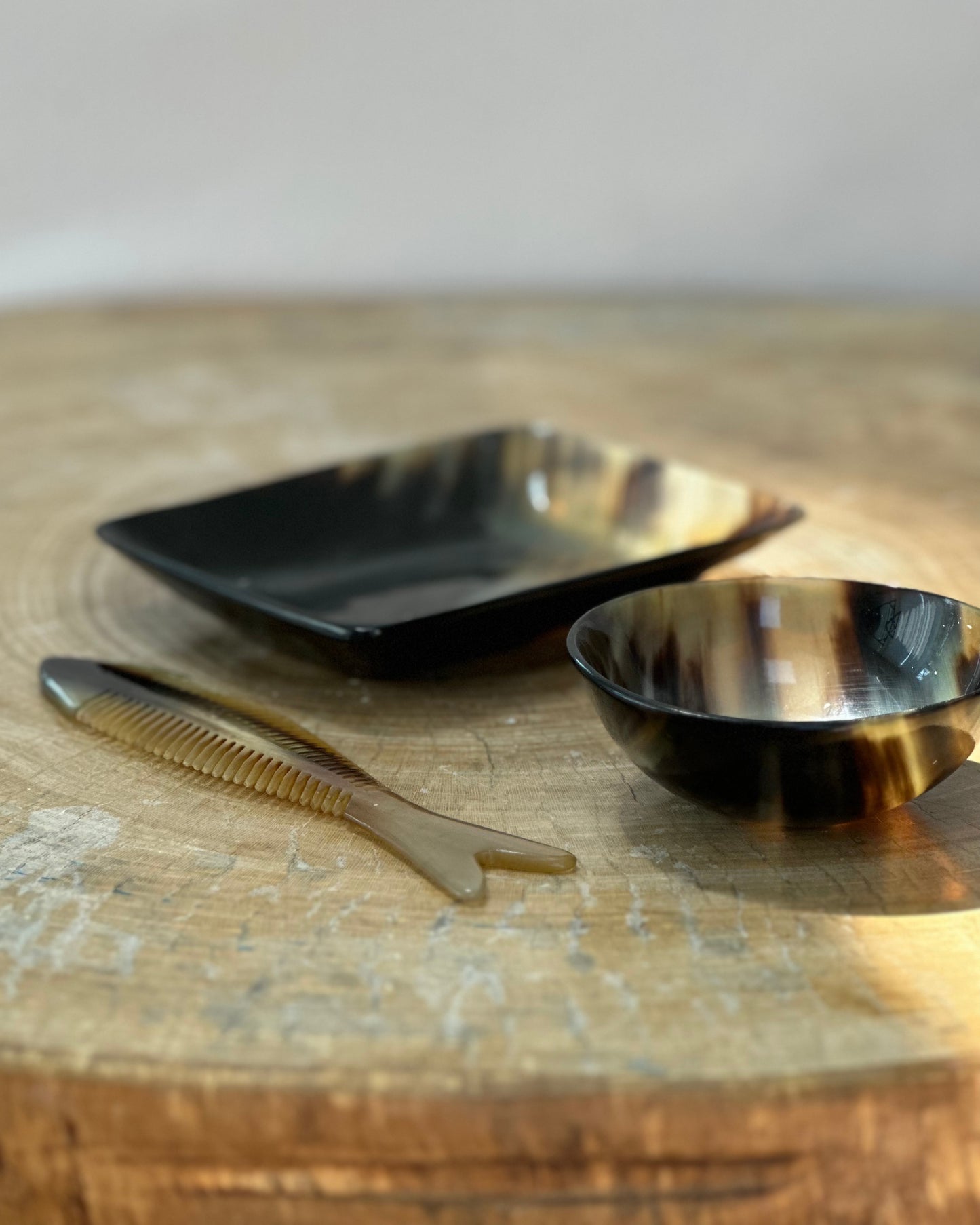 horn tray large