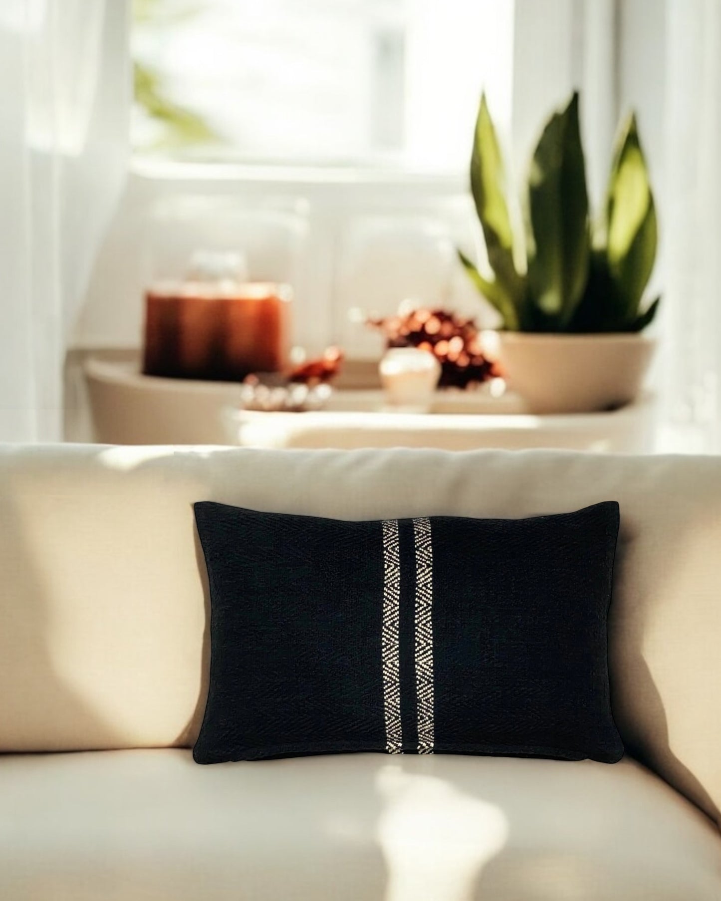 hugh lumbar pillow cover