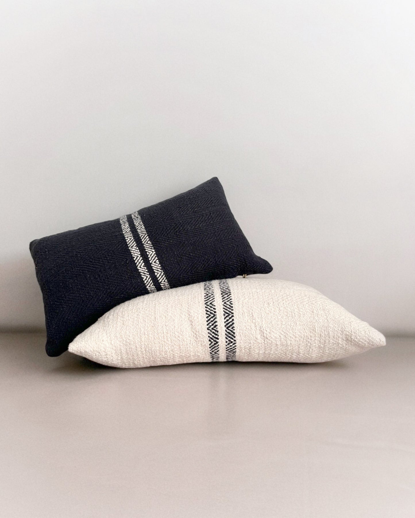 hugh lumbar pillow cover