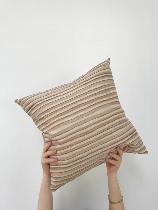 How to Stuff a Pillow - PILLOWPIA