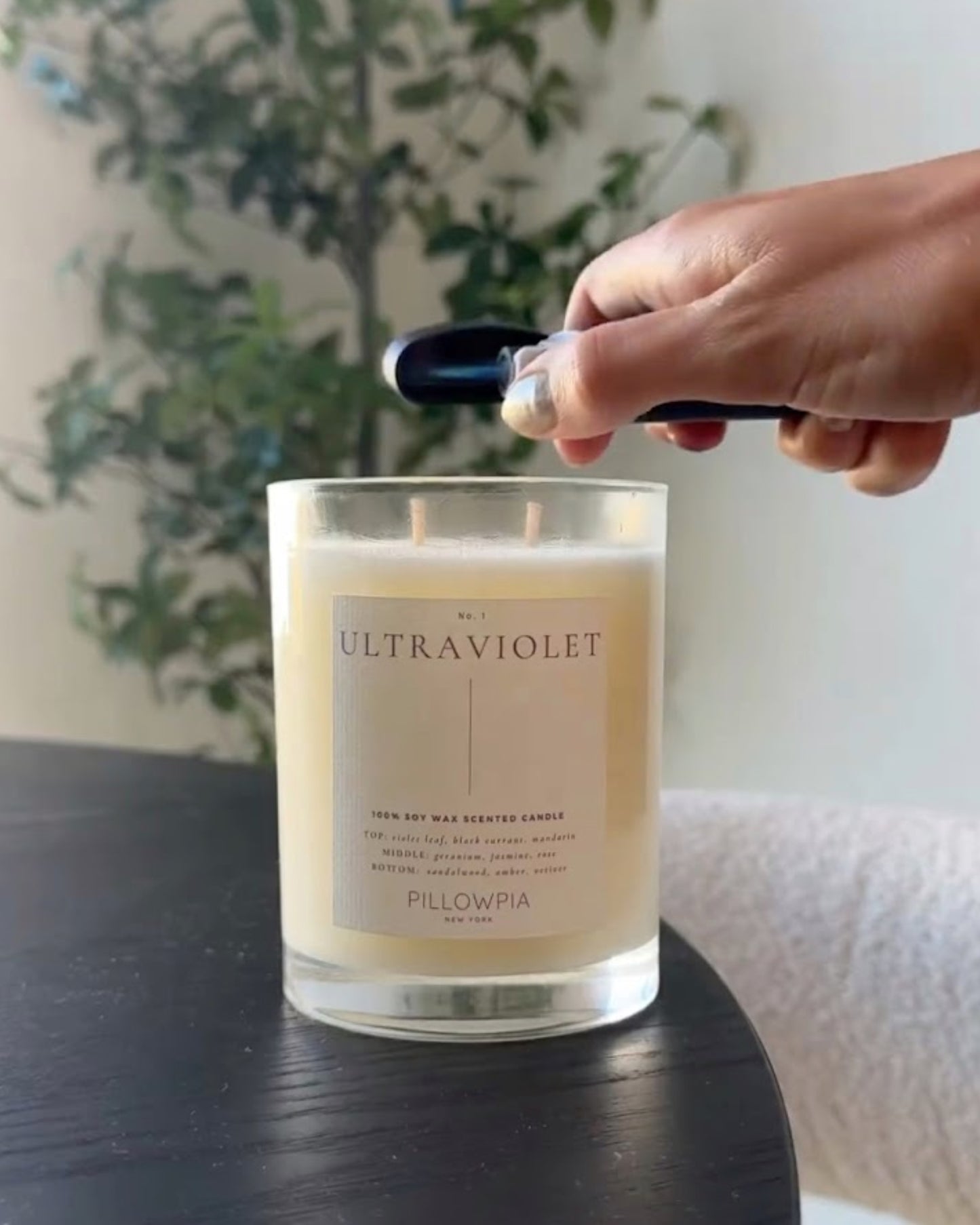 ultraviolet 11oz. candle